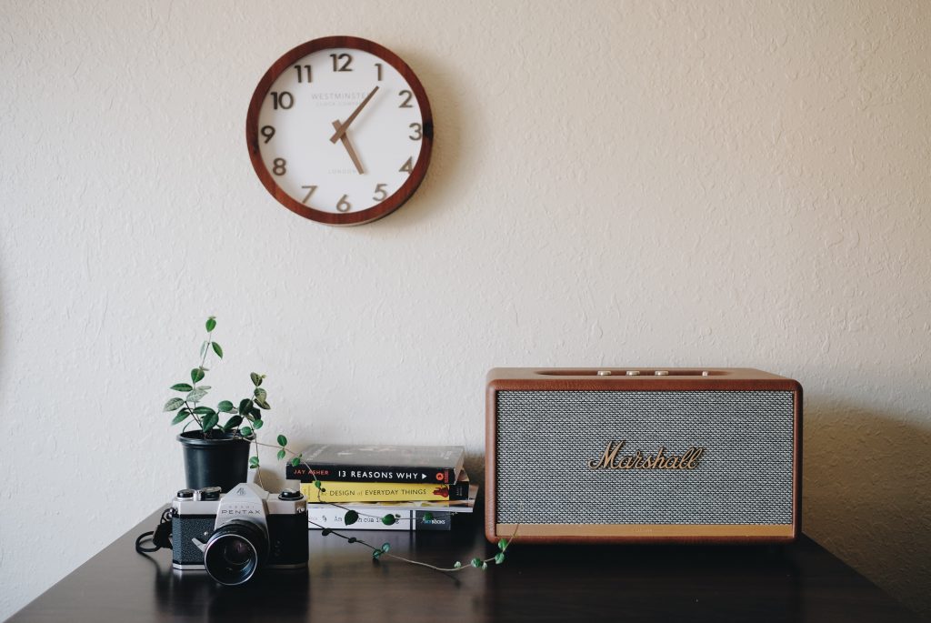 Comment choisir la meilleure horloge murale pour votre décoration intérieure ?